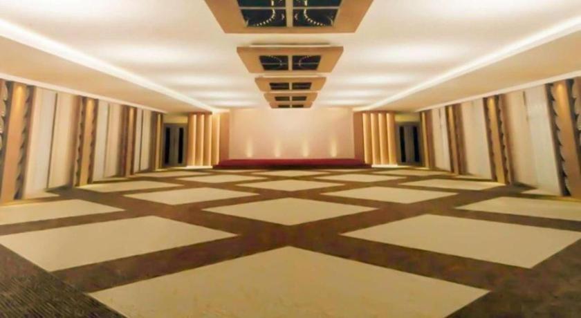 Java Lotus Hotel Jember Exterior photo